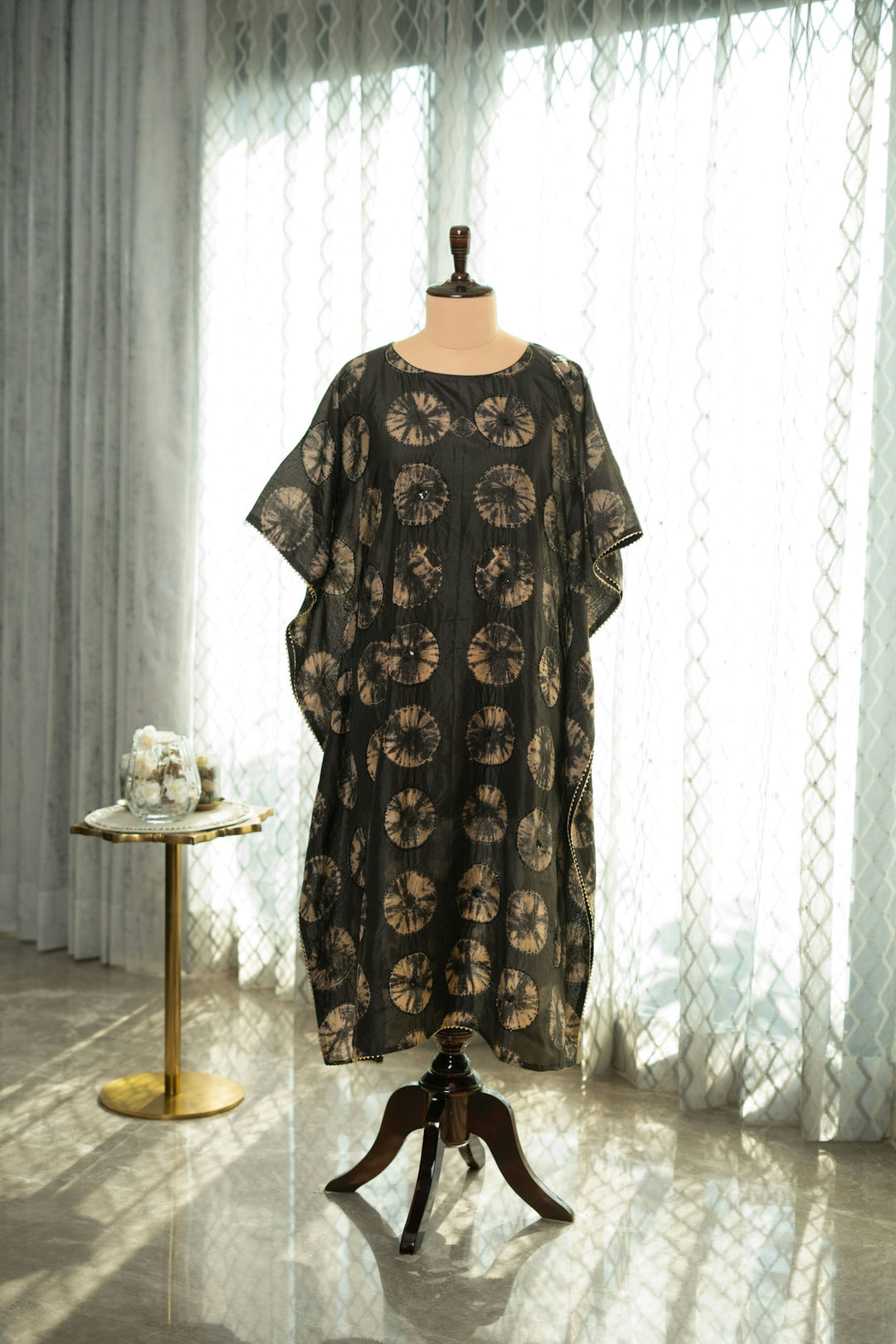 From Runways to Street Style Understanding This Season's Trends