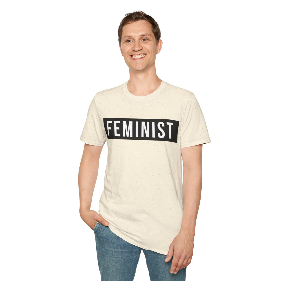 Feminist - T-Shirt