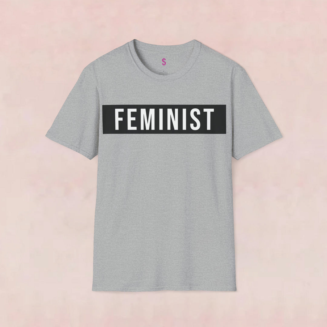 Feminist - T-Shirt