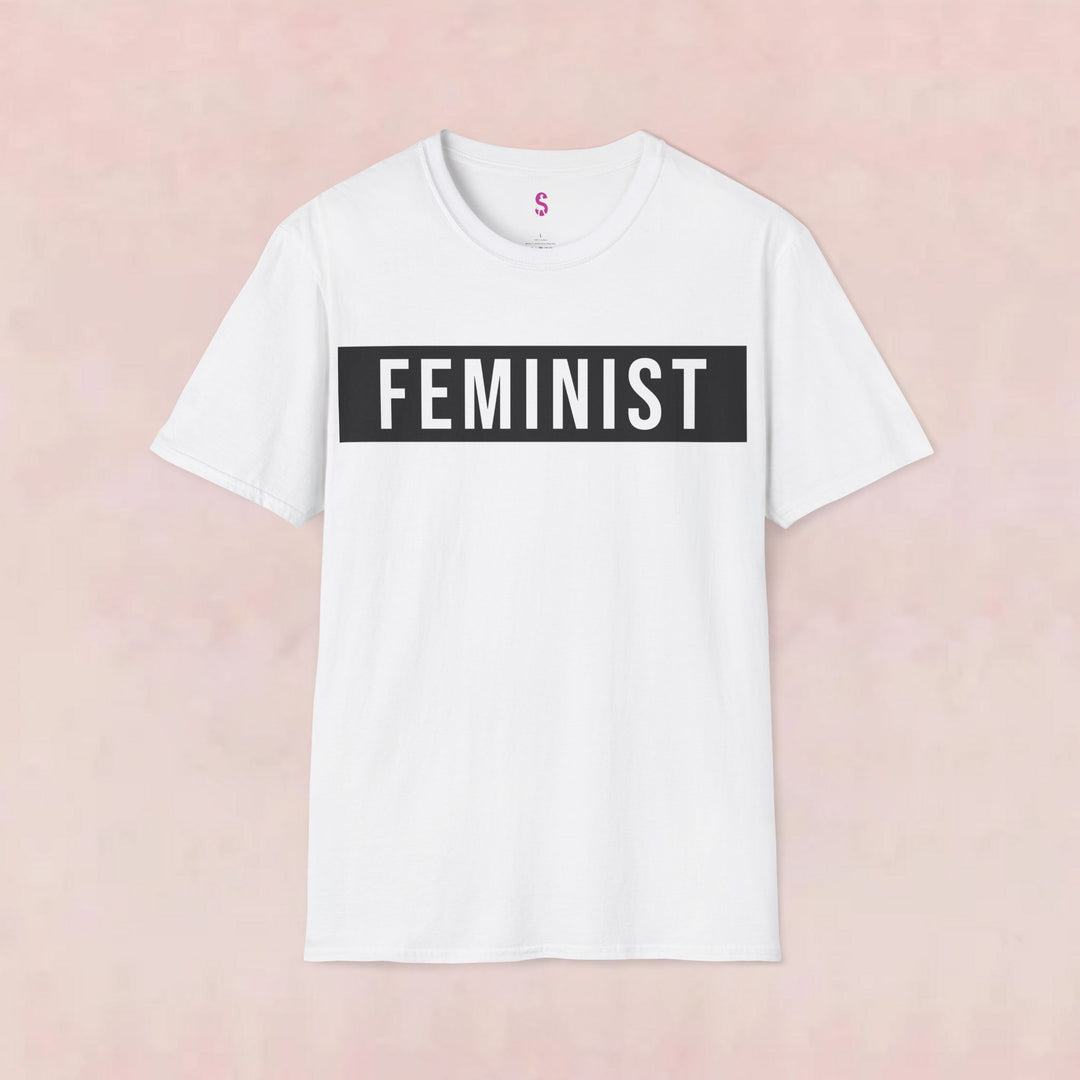 Feminist - T-Shirt