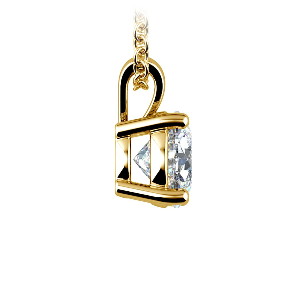 Stunning 1.50 Ctw Round Lab Grown Diamond Pendant In Elegant White/Yellow Gold