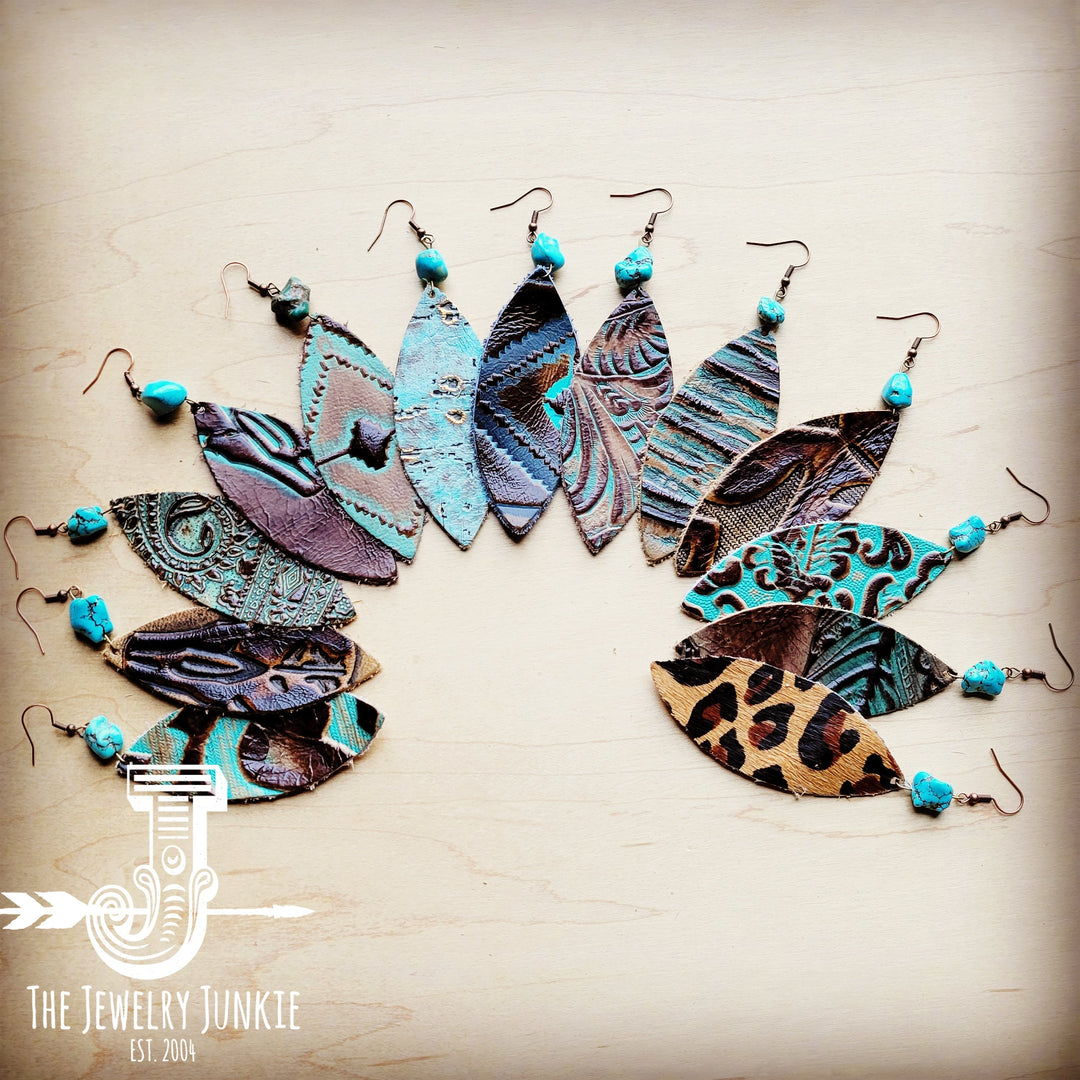 **Leather Narrow Oval Earrings in Dallas Turquoise w/ Turquoise Accent 207a-1