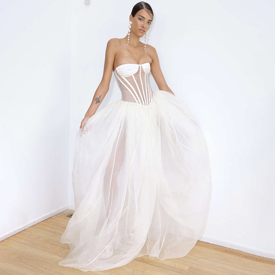 Chic Satin Corset Maxi Dress with Elegant Sweetheart Neckline