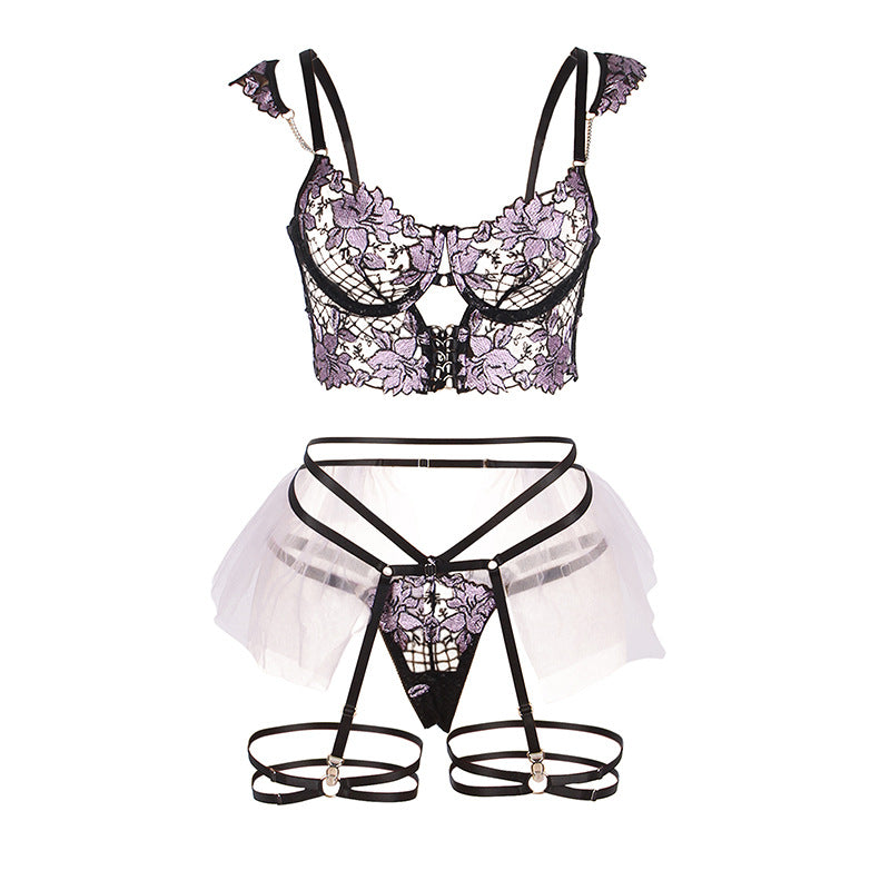 Luxe Lace Plus Size Push-Up Bra & Panty Set with Embroidery