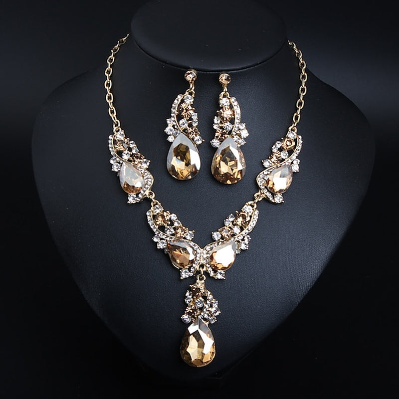 Bridal Jewelry Sets 1 Set Crystal Rhinestone Alloy 1 Necklace Earrings Women'S Statement Elegant Vintage Cute Lovely Briolette Drop Flower Irregular Jewelry Set for Party Wedding Engagement