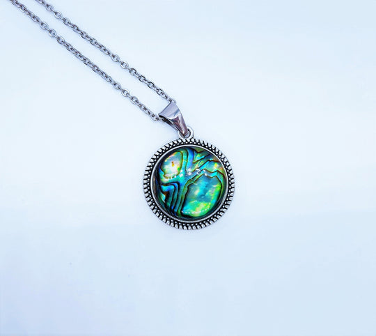 Abalone / Paua Seashell Tibetan Style Pendant Necklace & Earring Set